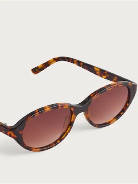 Madewell Accessories - Madewell BEST SELLER
The Solina Oval Sunglasses